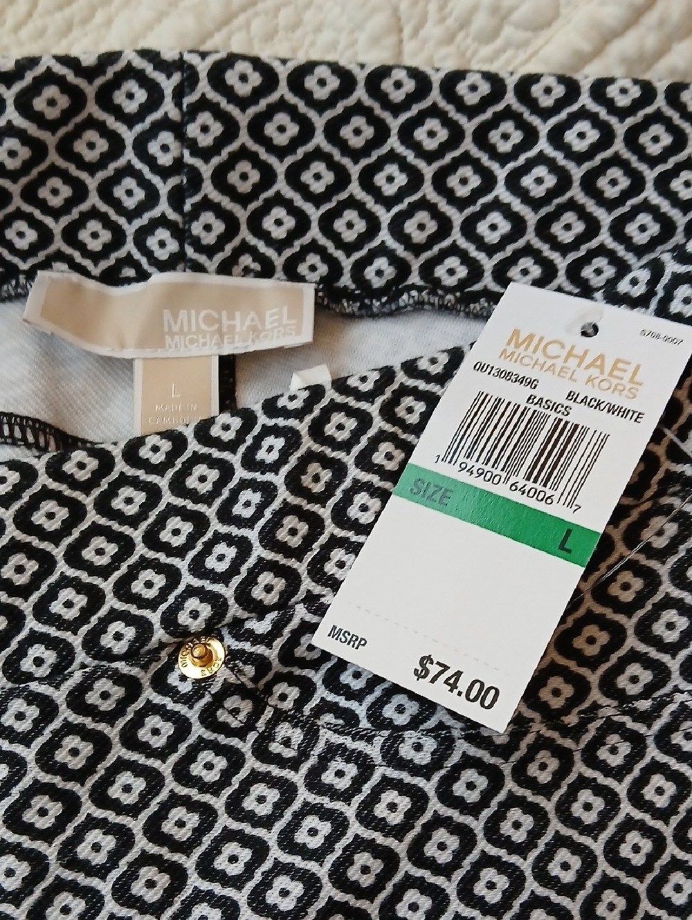 NWT Michael Kors Geometric Print Very Soft Stretch Cropped Pants Size Large - Picture 5 of 7